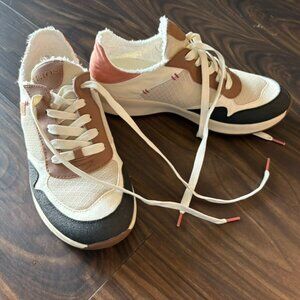 Taos. Womens gym shoes size 7. Worn once. Black, white, salmon and brown colors.
